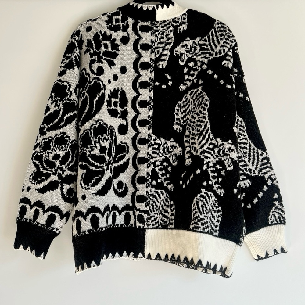 FARM Rio Black & White Mixed Striped Tigers Buttoned Knit Cardigan in Small NWT - Picture 7 of 13